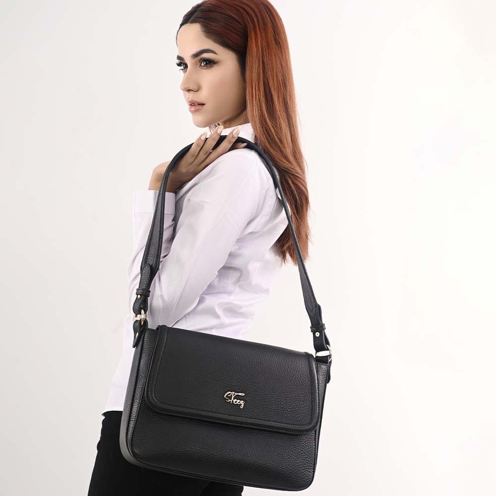 Steez_Rectangular_Shoulder_Leather_Bag_Model Rectangular Shoulder Bag