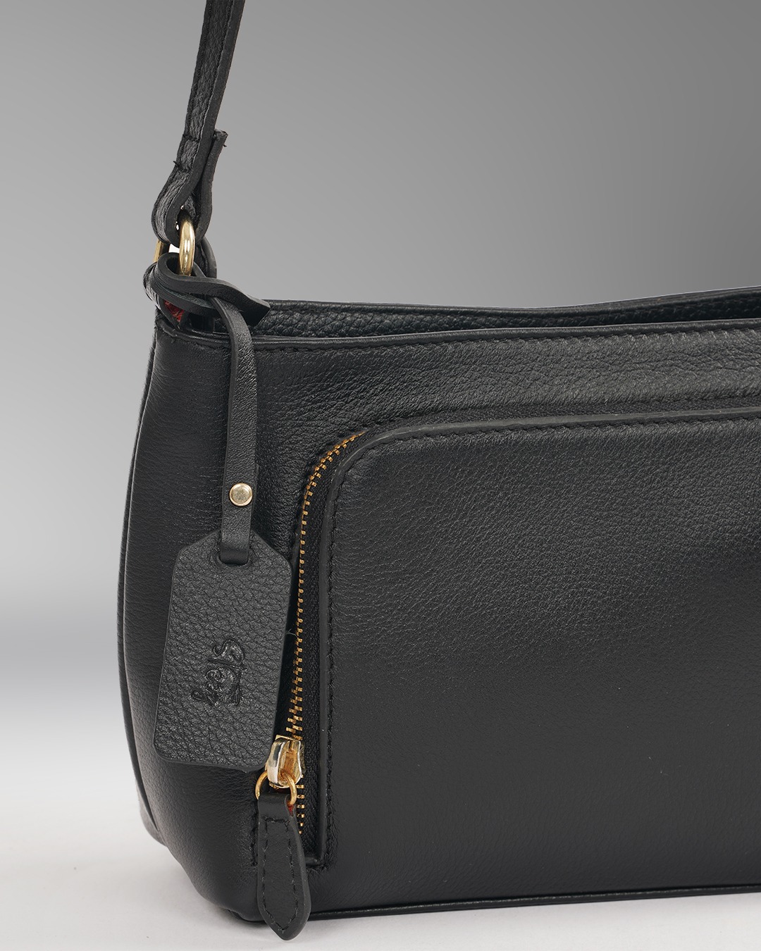 Basic Crossbody Bag